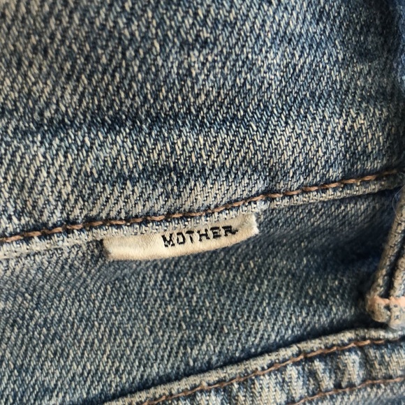 MOTHER The Maverick Chew 10”HR Cutoff Jean Shorts - Picture 7 of 14